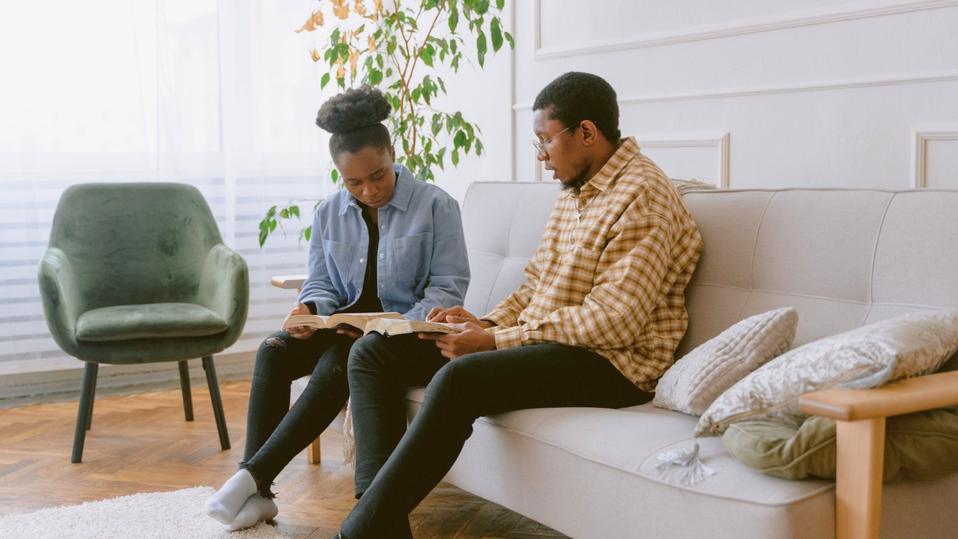 How to Start a Family Devotional Today
